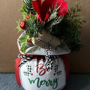 Unbranded Christmas Holiday "Be Merry" Poinsettia Decoration